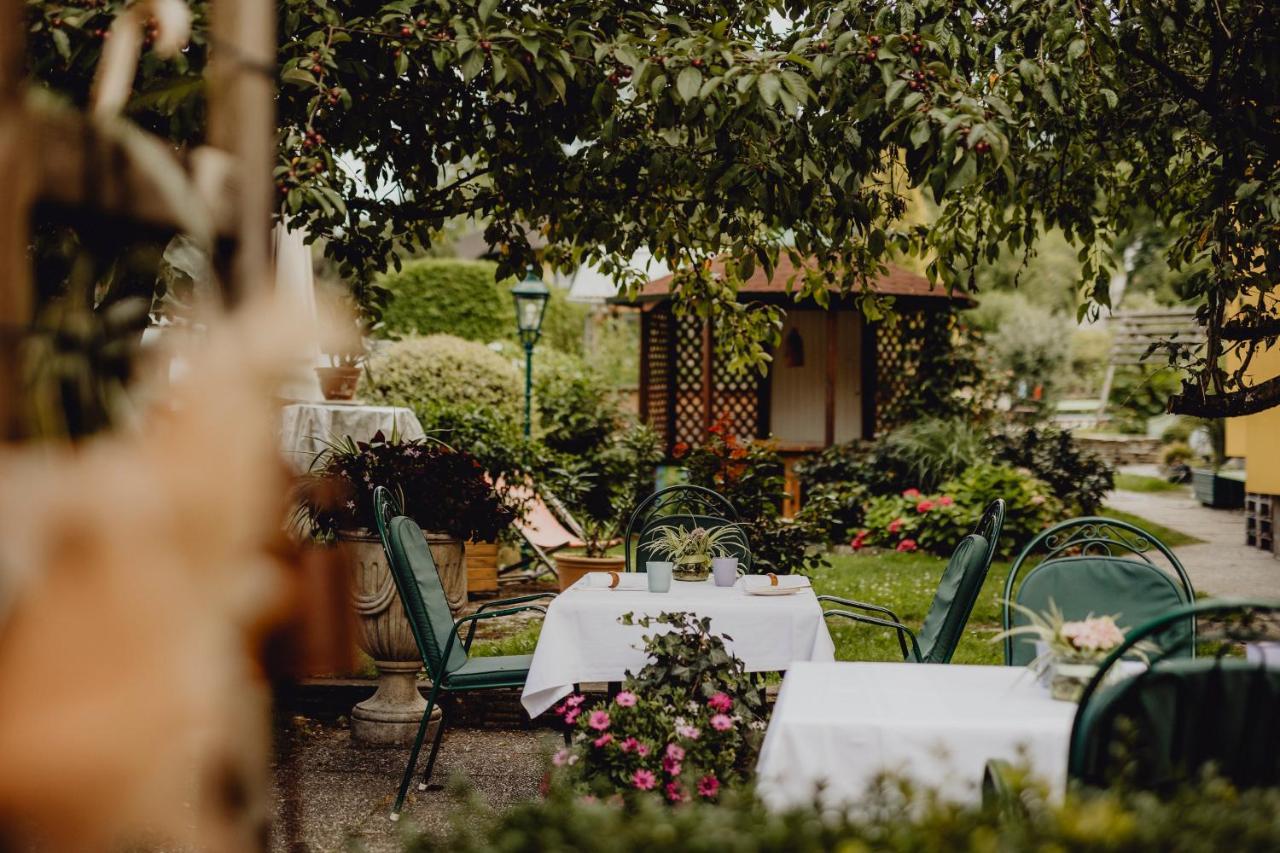 Landgasthof Zur Linde Laaben Hotel Exterior photo