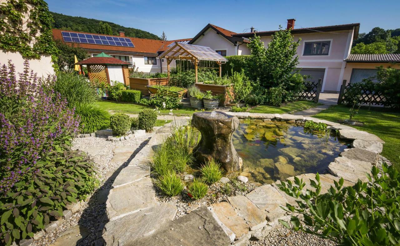 Landgasthof Zur Linde Laaben Hotel Exterior photo